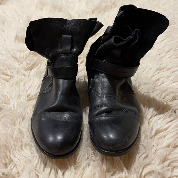 Minnelli Black Leather ankle boots made in Italy - Picture 3 of 9
